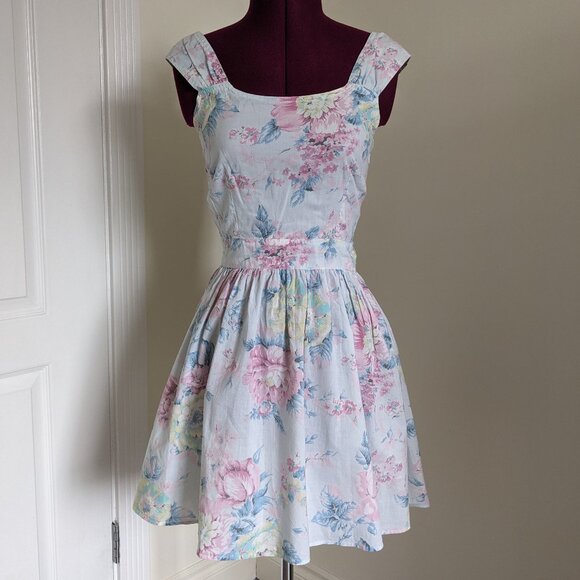 Topshop Dress with Back Cutout, Size 2 - Picture 1 of 6